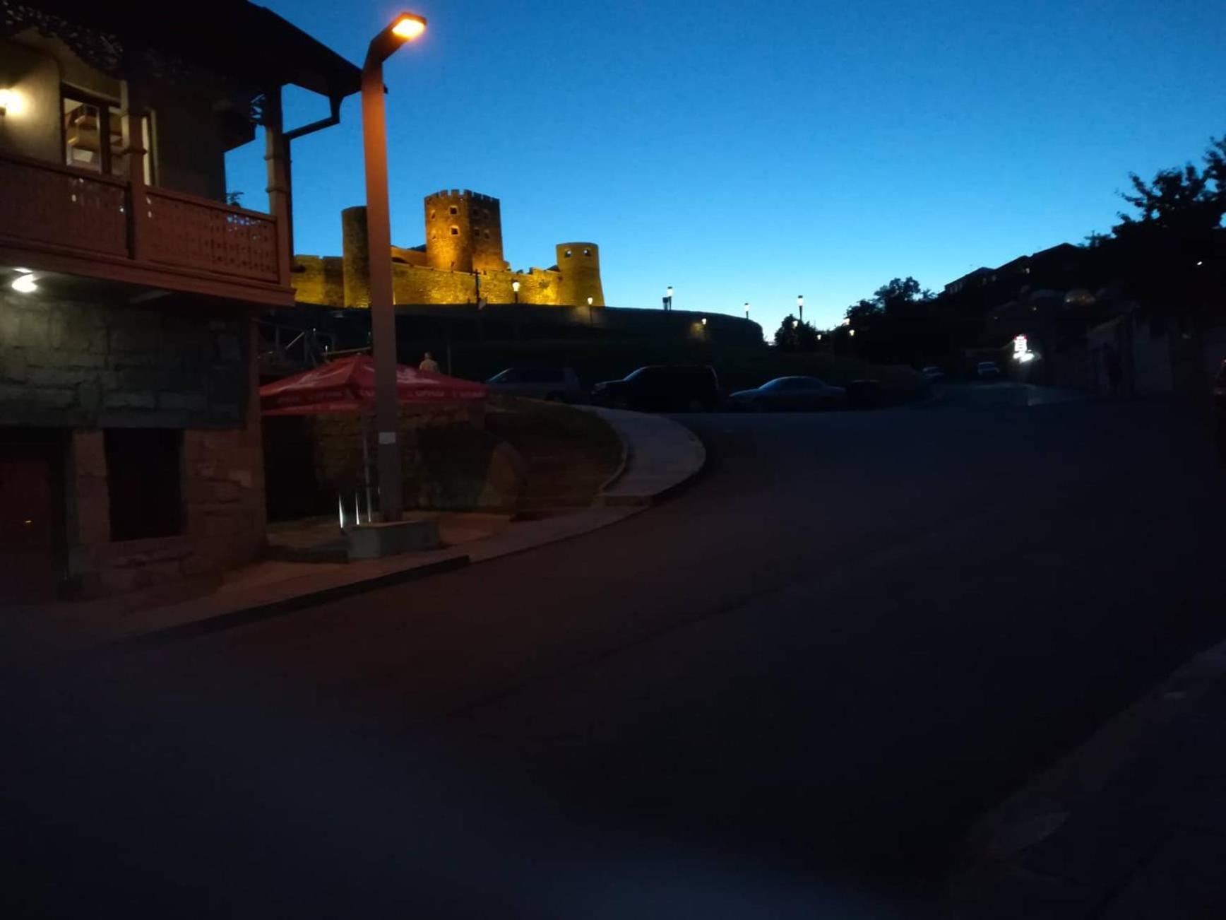 Golden Gate Hotel Akhaltsikhe  Ngoại thất bức ảnh