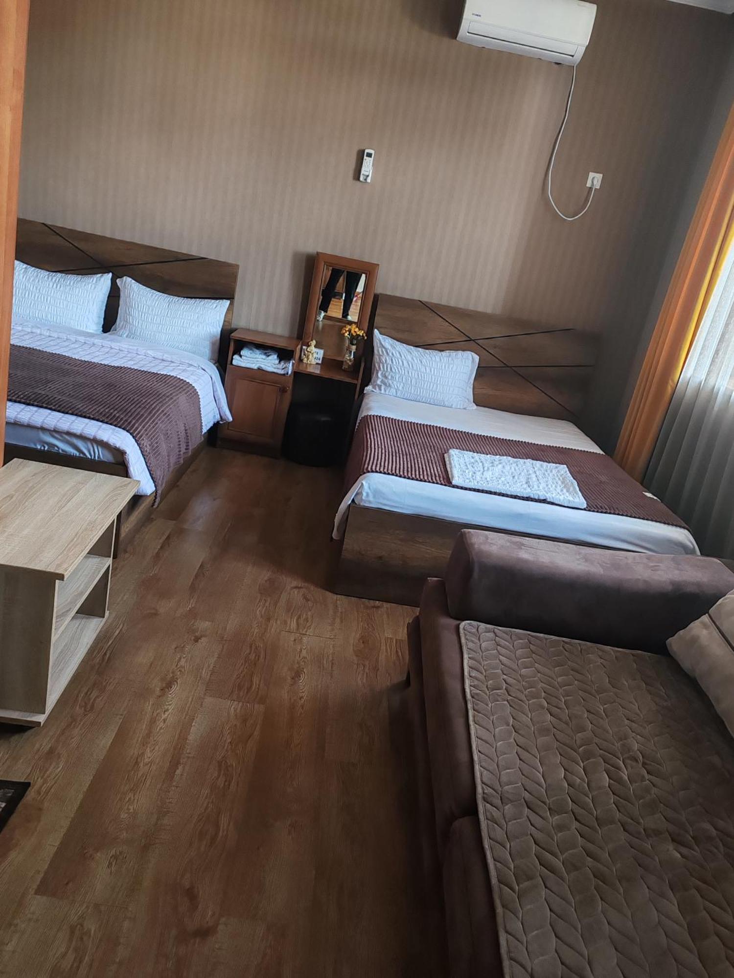 Golden Gate Hotel Akhaltsikhe  Ngoại thất bức ảnh